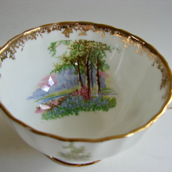 Vintage Aynsley Bone China Teacup Saucer Bluebell Time Gold Gilt Scalloped - Picture 6 of 8